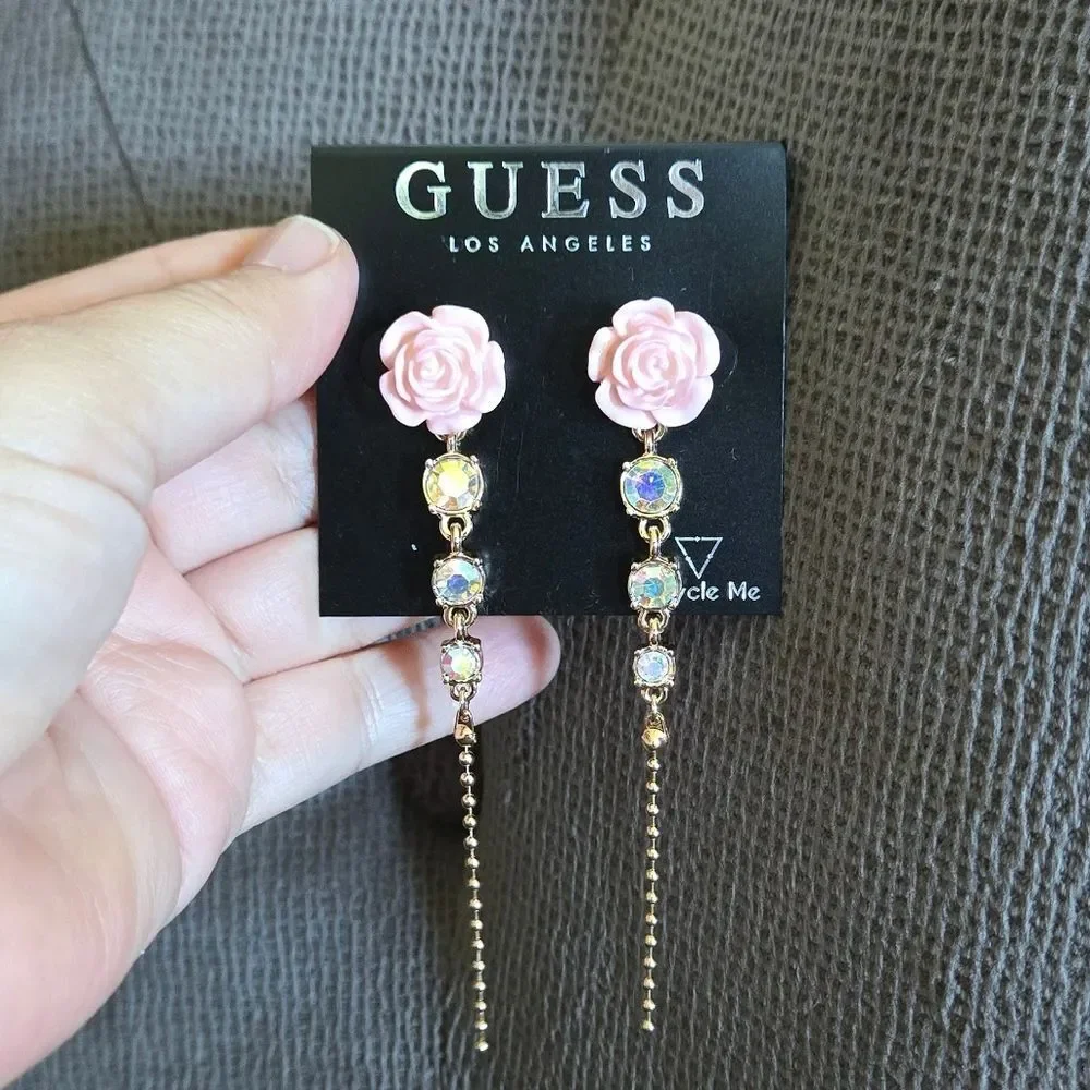 Guess❓️ Pink🩷 Rose🌹 Dangle Earrings